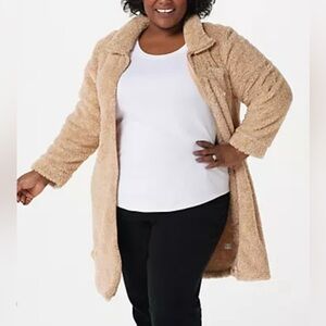 Cozy Tan Sherpa Robe